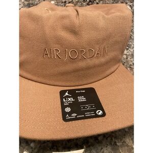 Adult Jordan 5-panel SnapBack Adjustable Pro Cap L/XL Brown